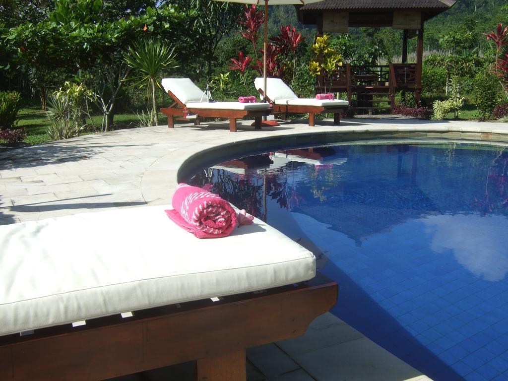 Guesthouse Rumah Senang Kalibaru Extérieur photo