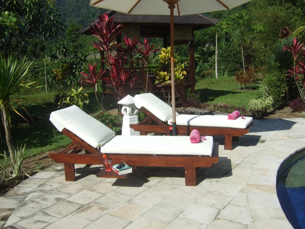 Guesthouse Rumah Senang Kalibaru Extérieur photo